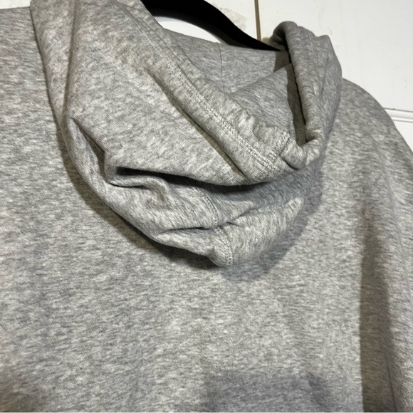 H&M UCLA Bruins Hoodie Gray Yellow Size XL - Picture 9 of 9